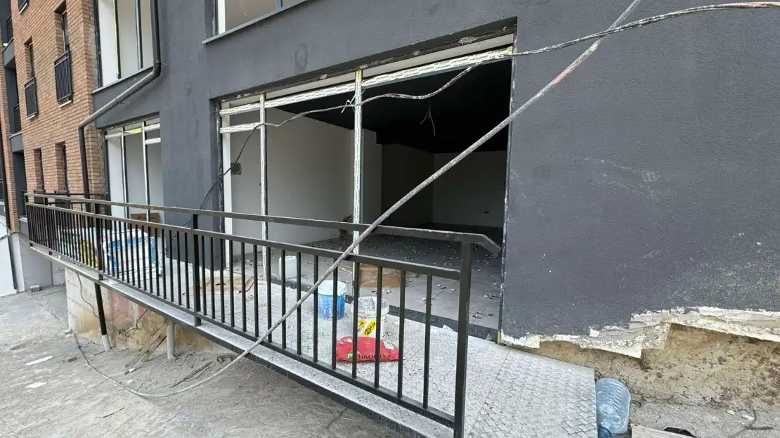 Local en venta 140 m² en la calle a
