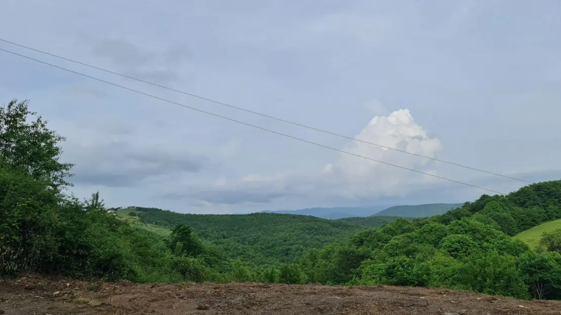 Land 2 hectares in marec