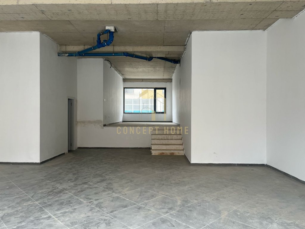 À venda: Espaço comercial na nova avenida