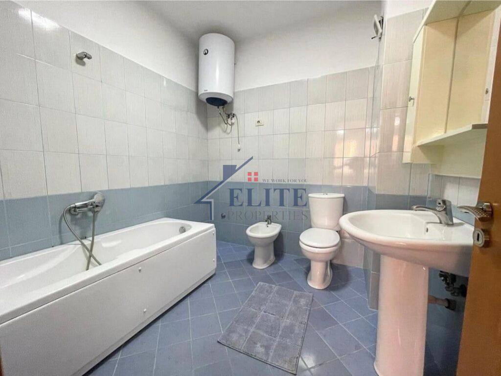 Apartament 2+1 me qira në Astir
