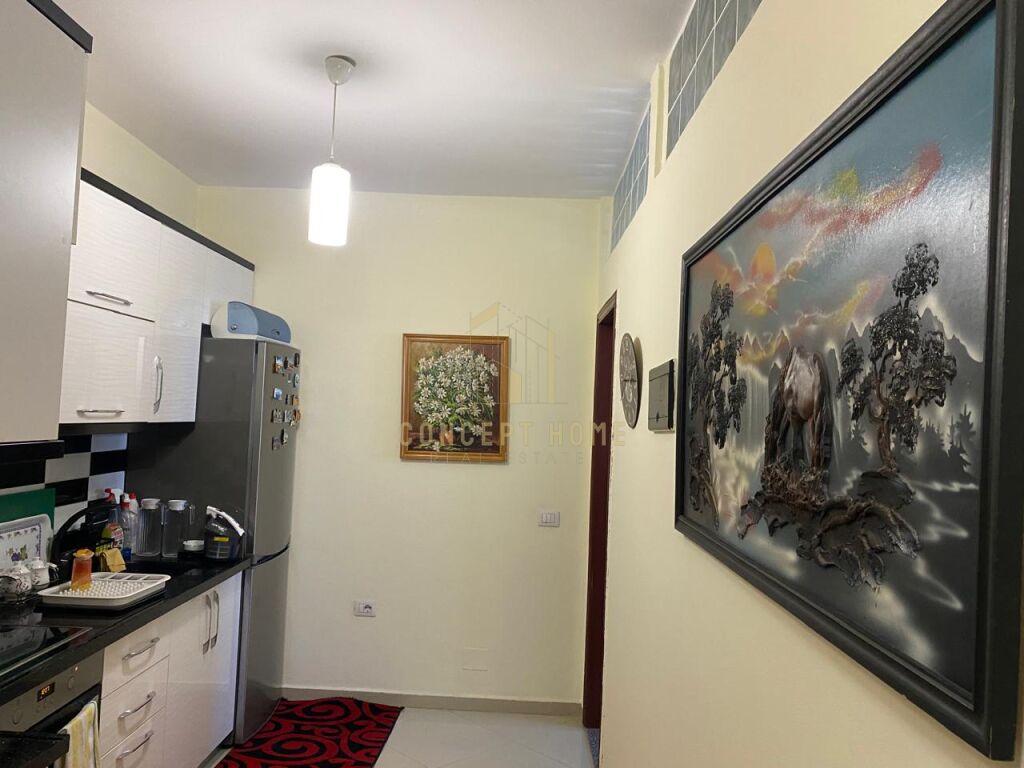 Appartamento 1+1 in vendita ad Astir