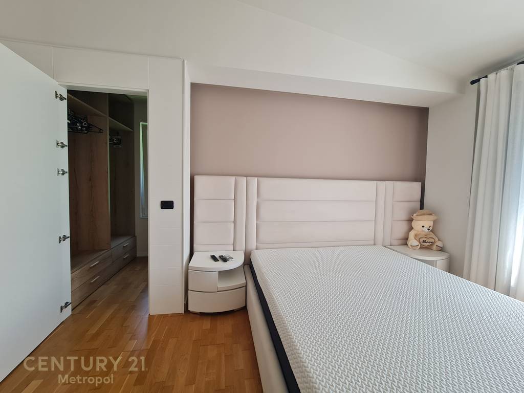 Villa individuale con piscina in affitto vicino a teg!