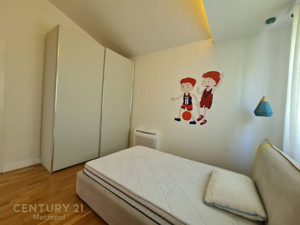 Villa individuale con piscina in affitto vicino a teg!