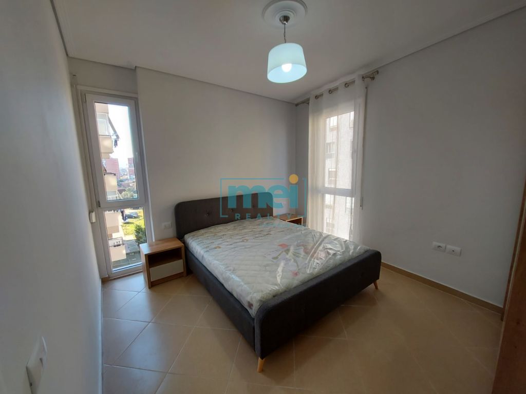 Zur miete: Super 1+1 wohnung + parkplatz in der nähe des globe-zentrums!