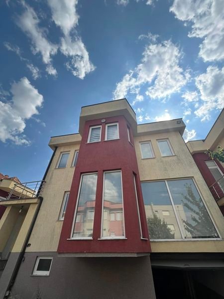 House for sale in Kalabri (emshir)