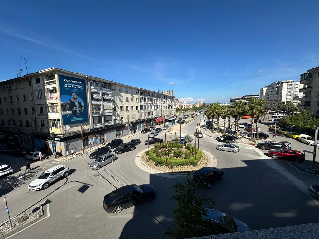 Commercial space for rent in the center of Durrës!