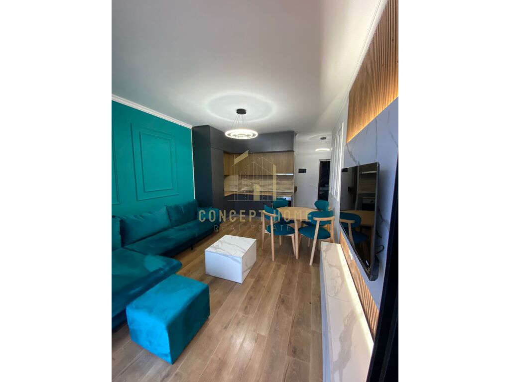 Shitet apartament 1+1 durres.