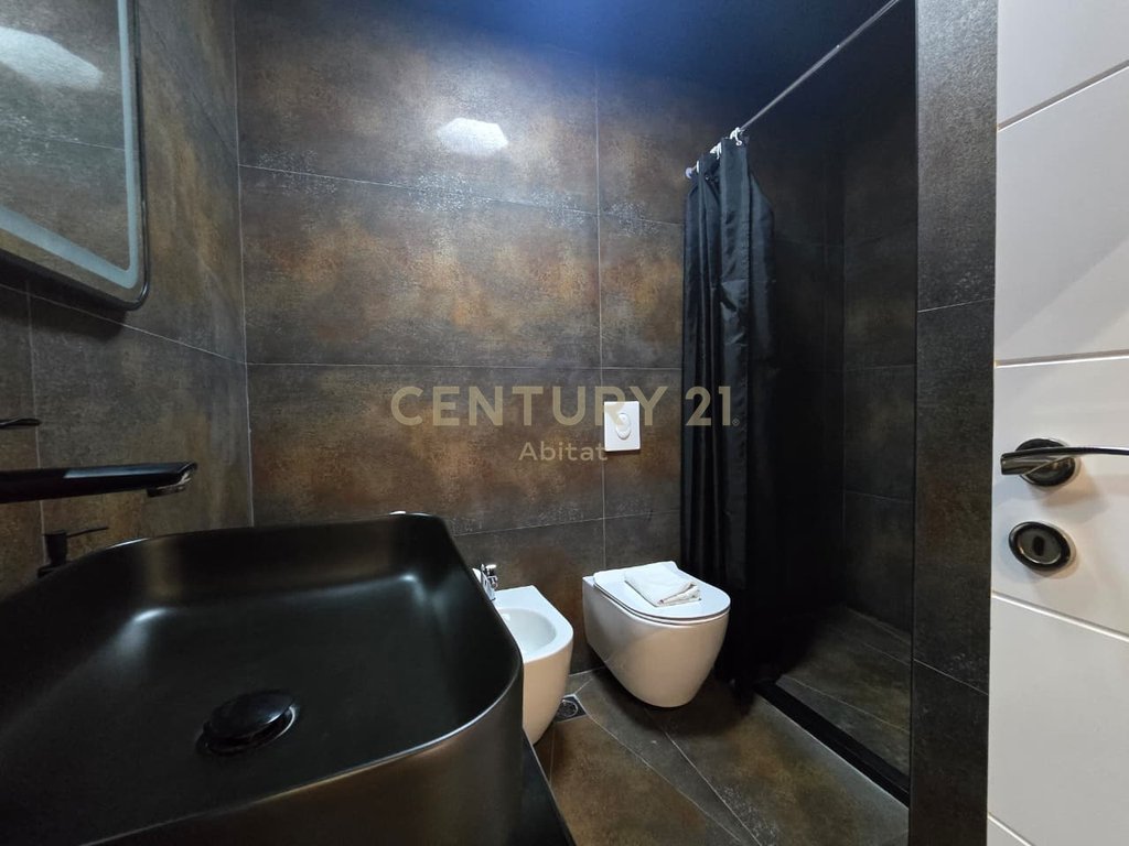 Apartamento premium à venda pertence ao estádio dynamo - uma das áreas mais procuradas de Tirana!
