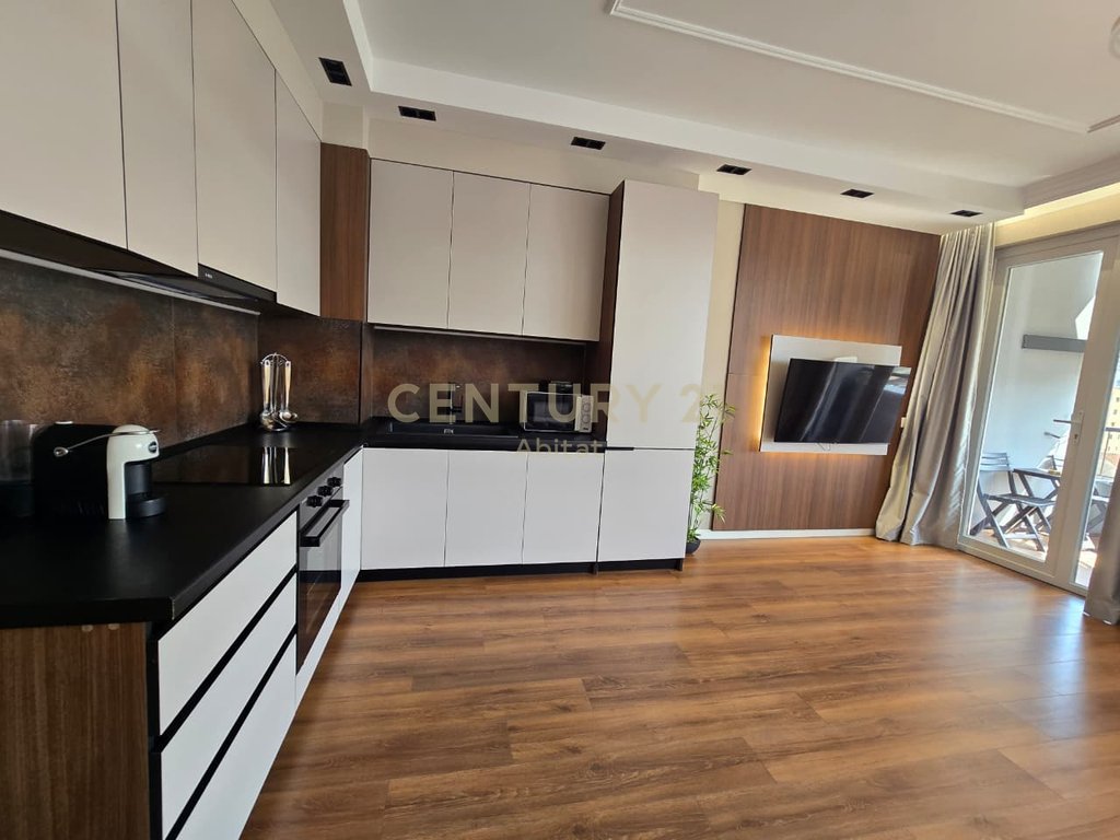 Apartamento premium à venda pertence ao estádio dynamo - uma das áreas mais procuradas de Tirana!