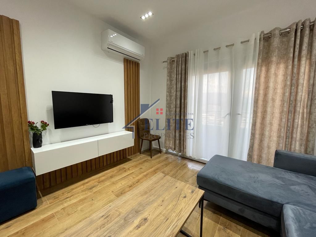 Apartment 2+1 for rent in 'Komuna e Parisit'