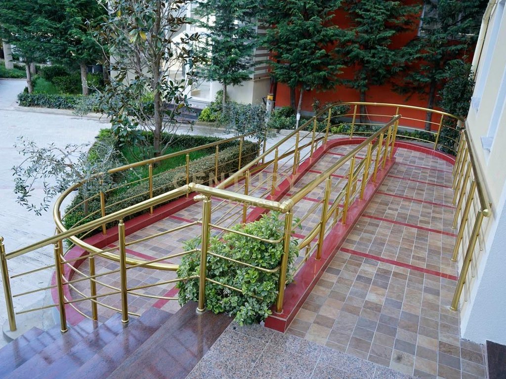 Farke, hotel per qira