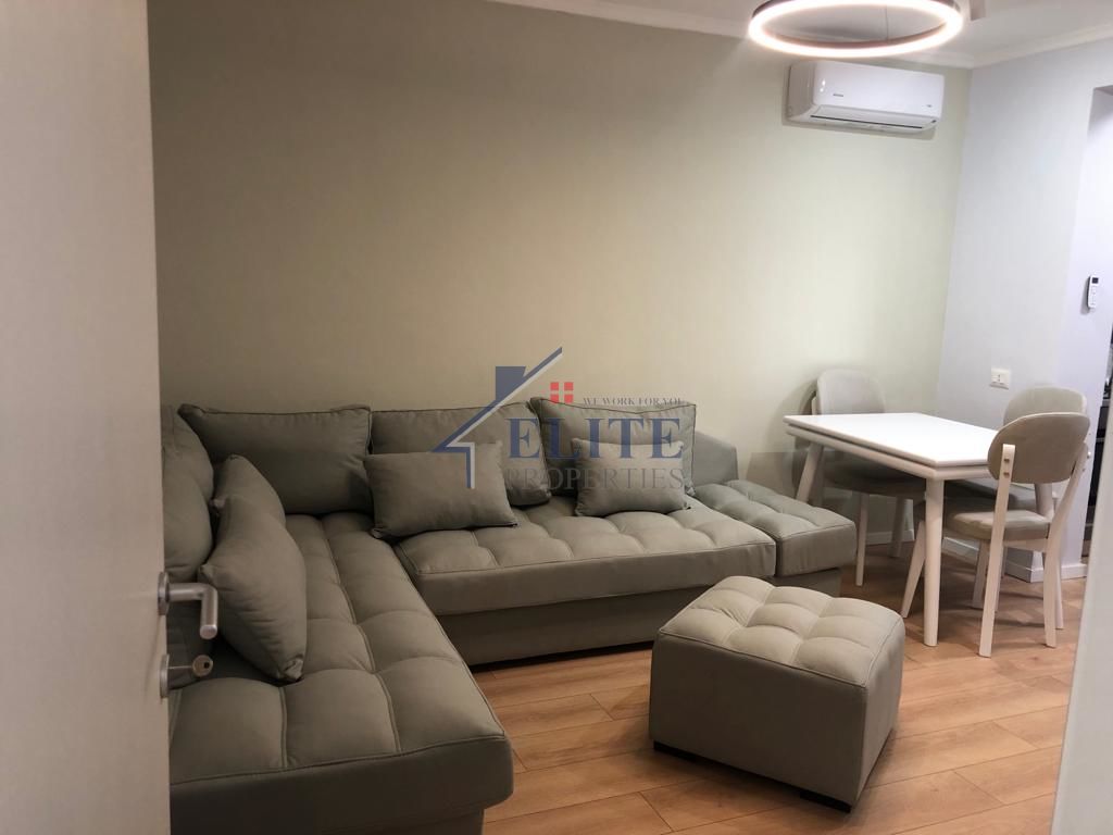 Apartment 2+1 zur miete in der myslym shyri straße