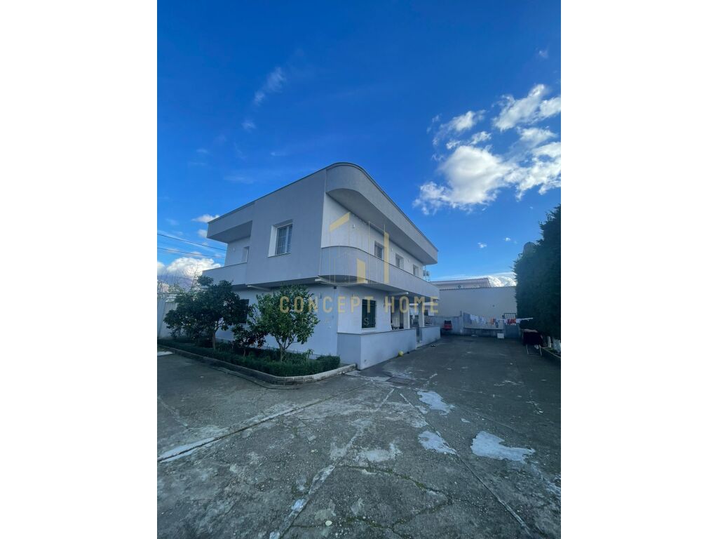 Casa privada de 2 andares à venda em paskuqan
