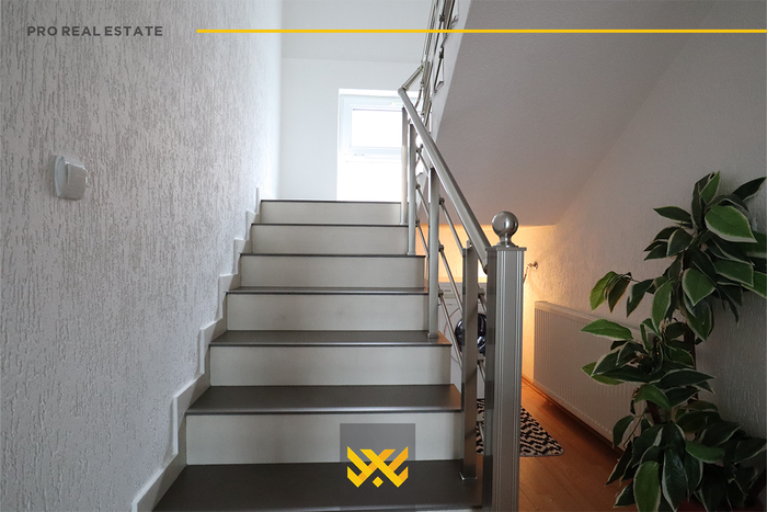 Shtëpi 440m² me #qira në lagjen e muhaxherëve