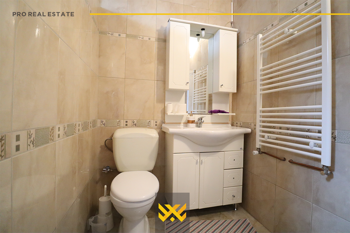 Shtëpi 440m² me #qira në lagjen e muhaxherëve