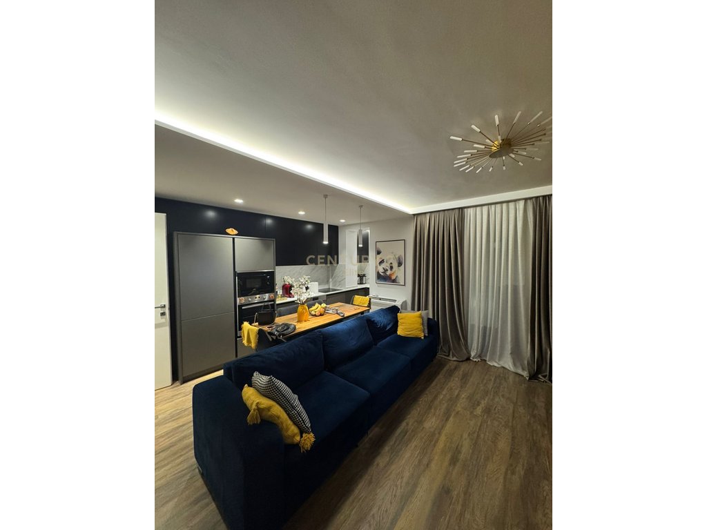 À vendre, appartement 2+1, brylli