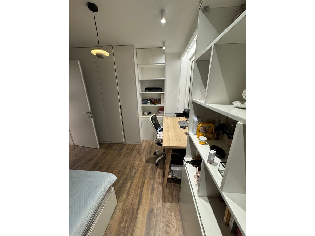 À vendre, appartement 2+1, brylli