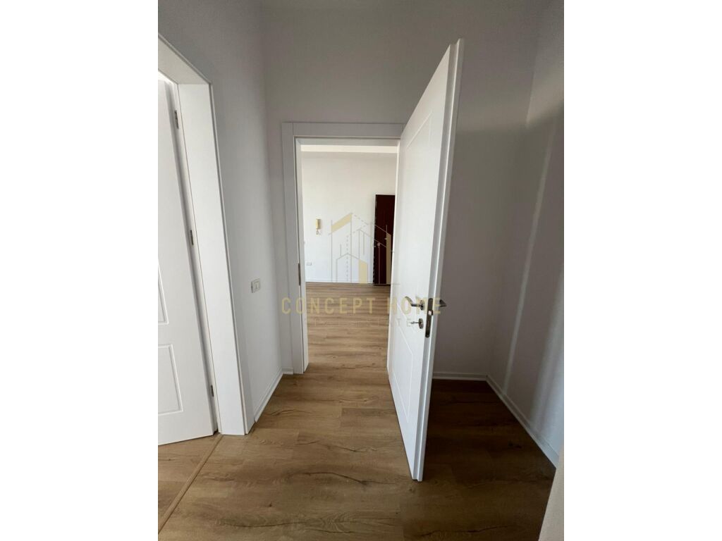 Apartamento 1+1 à venda na rruga e kavajes, Tirana