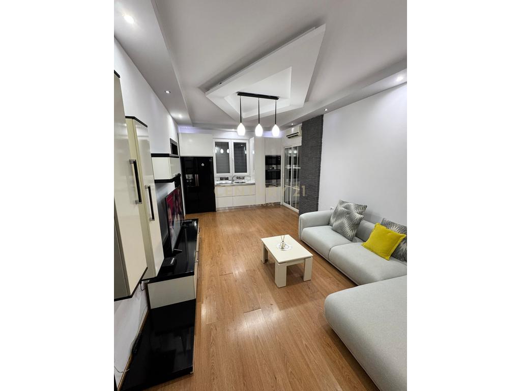 Blv. I ri, apartamento 2+1 para alugar