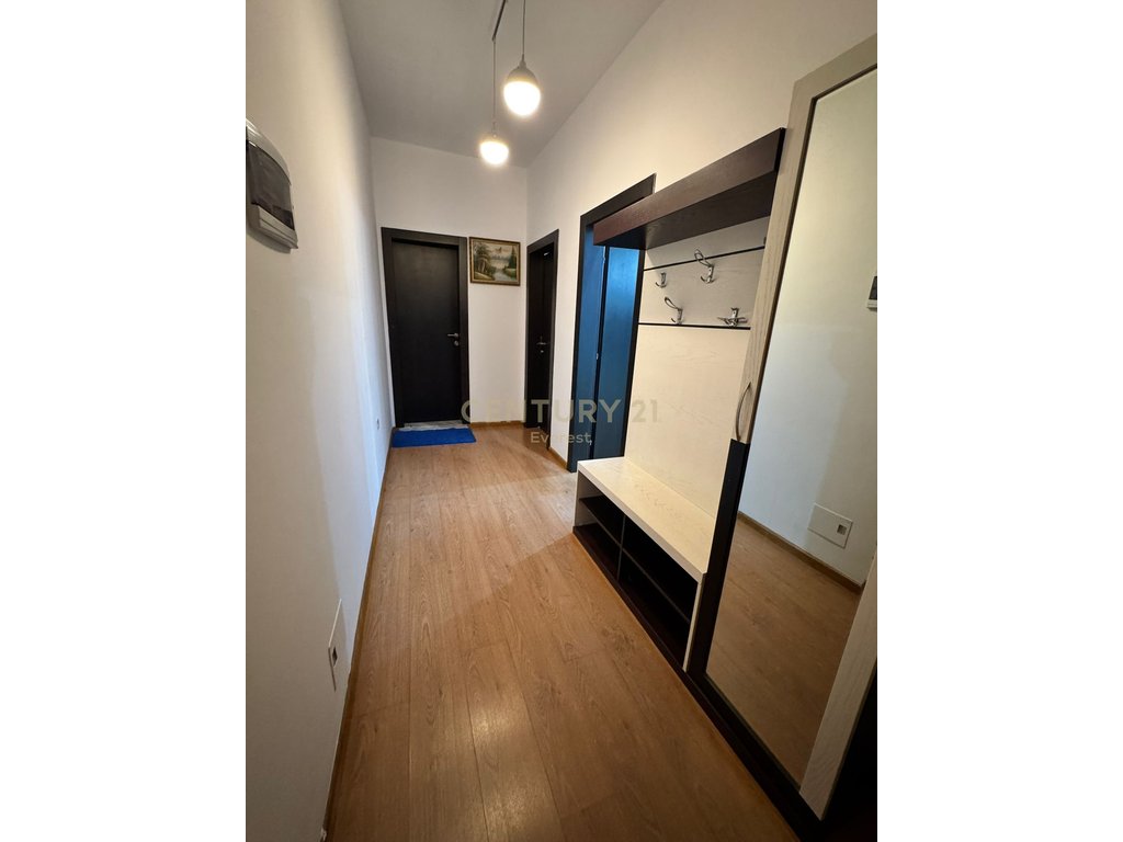 Blv. I ri, apartamento 2+1 para alugar