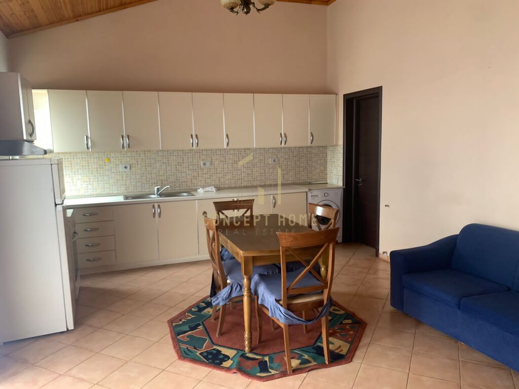 Apartament 2+1 me qira në Ali Demi, Tiranë