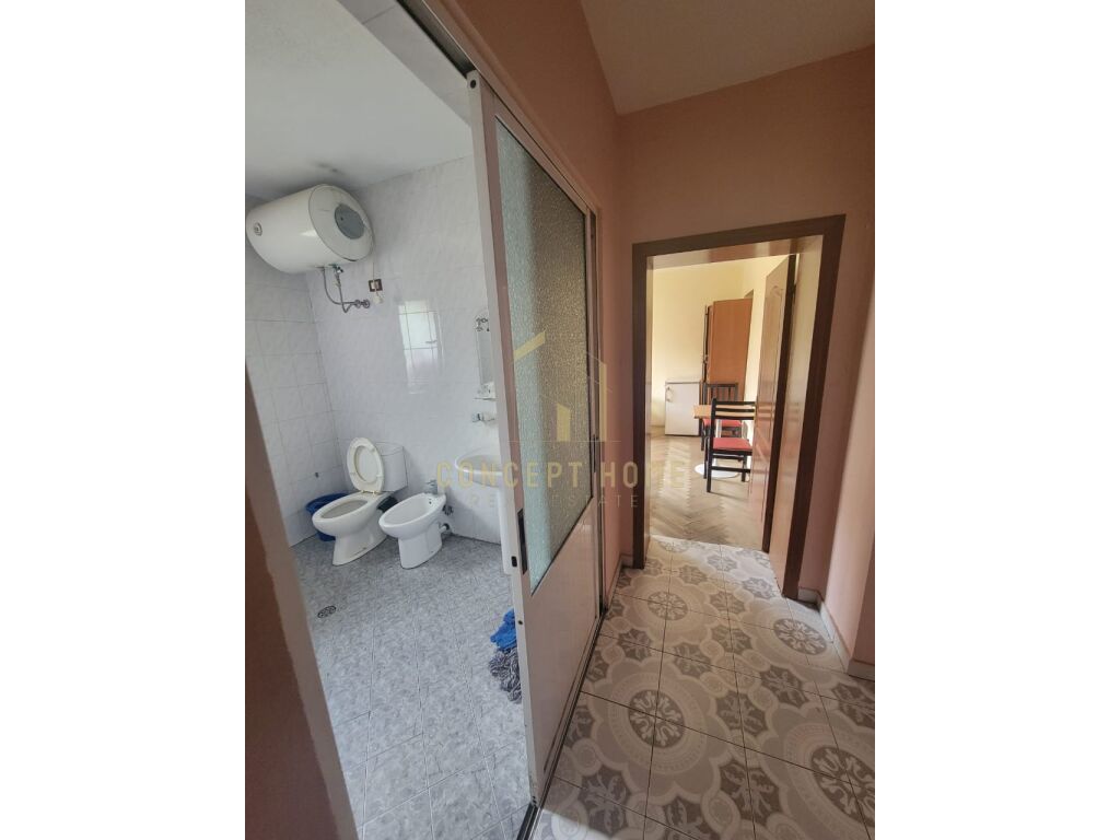 Appartamento 2+1 in affitto in Ali Demi/ mercato elettrico, Tirana