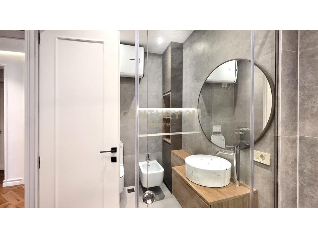 Luxurious 3+1+2 apartment + parking spot for rent at "Golden Residence"!