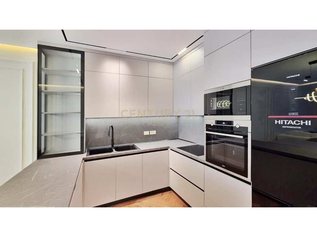 Luxurious 3+1+2 apartment + parking spot for rent at "Golden Residence"!