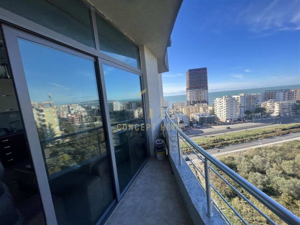 Shitet apartament 1+1 ne durres