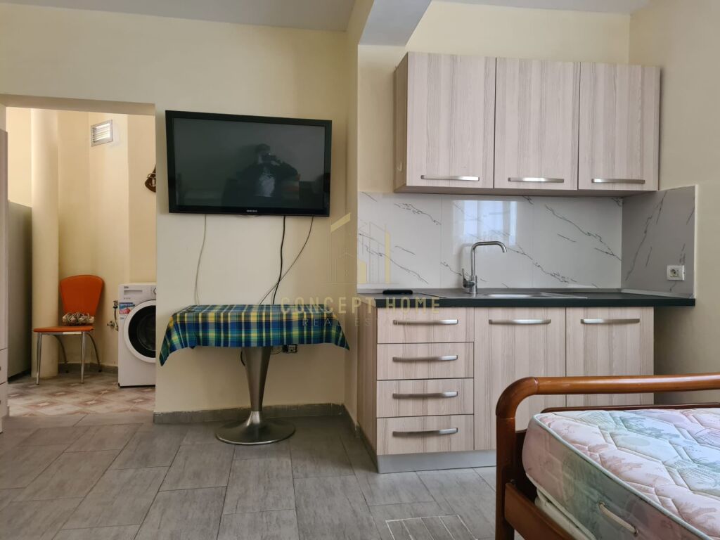 Apartamento 1+1 en alquiler en ciudad universitaria, Tirana