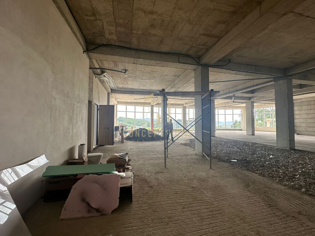 Bar/restaurant zum verkauf in Tirana