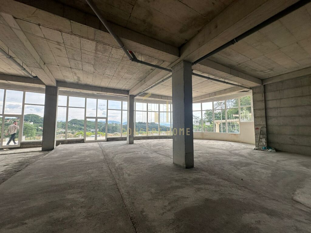 Bar/restaurant zum verkauf in Tirana