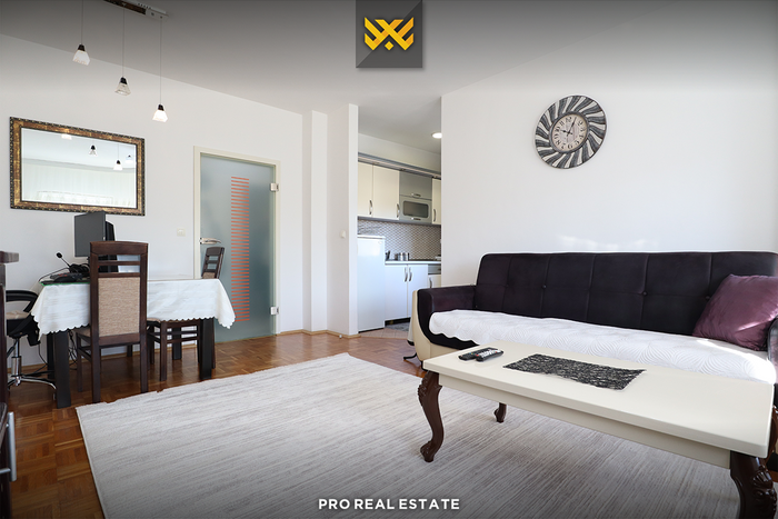 Banesë 94m² për #shitje në Tophane.