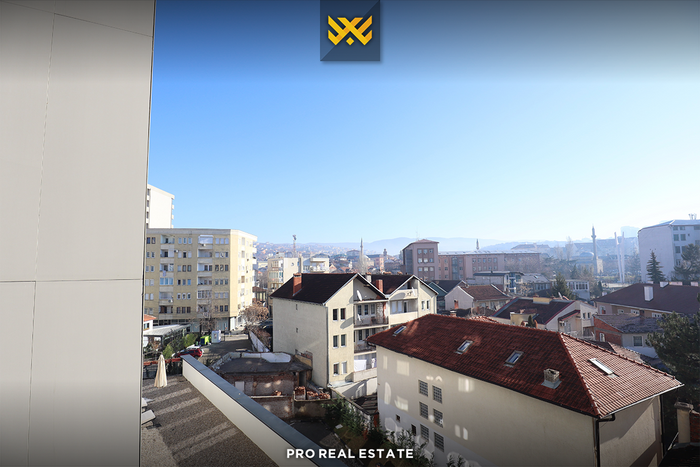 Banesë 94m² për #shitje në Tophane.