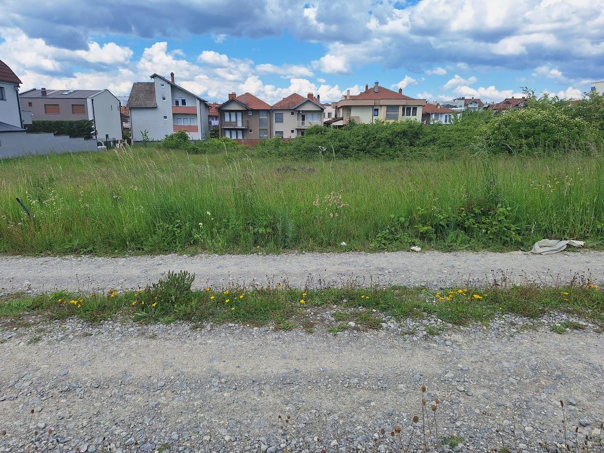 4 ari grundstück hinter grandstore in Çagllavicë (6)