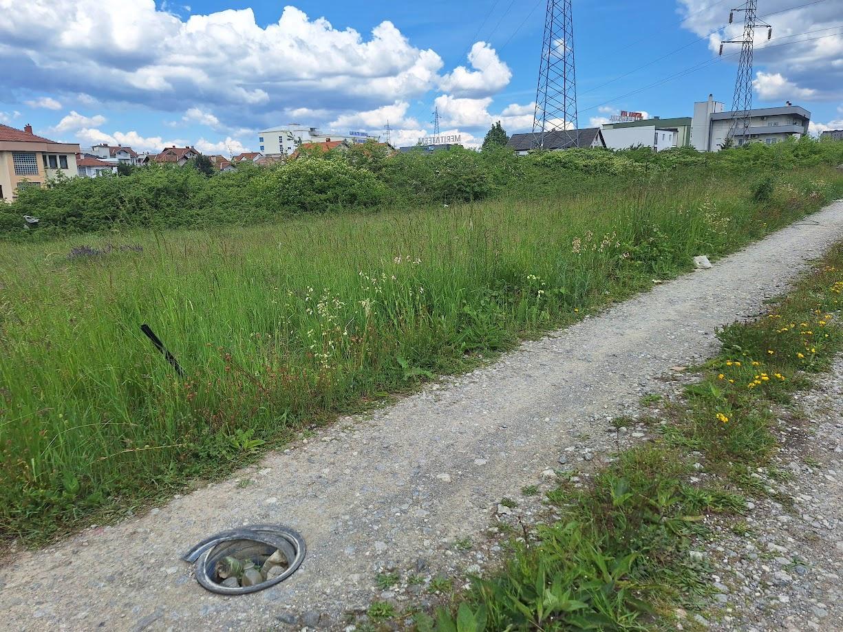 4 ari grundstück hinter grandstore in Çagllavicë (7)