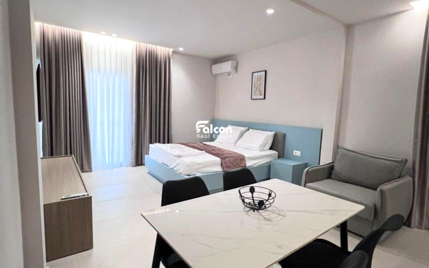 Shitet apartament 1+1 – Mali i Robit, pranë hotel fafa premium!!