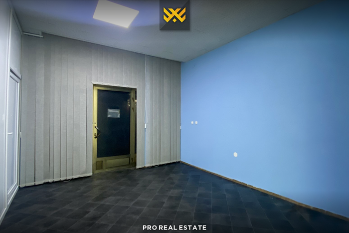Espaço comercial de 110m² para alugar em vëllushë. (4)