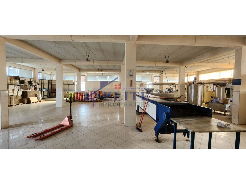 Store for sale in "Maminas"