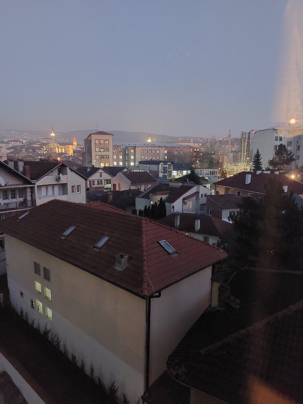 Banesë në shitje në Tophane