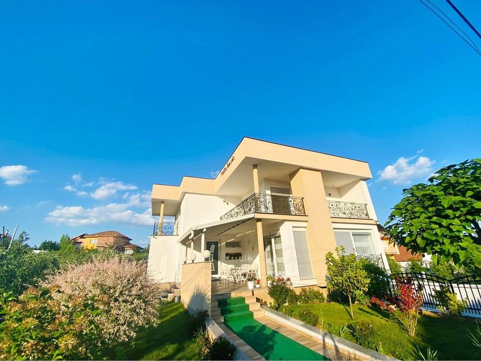 Maison à vendre à hajvali