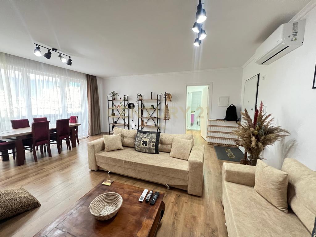 For rent apartment 2+1+2 on rruga e durrësit