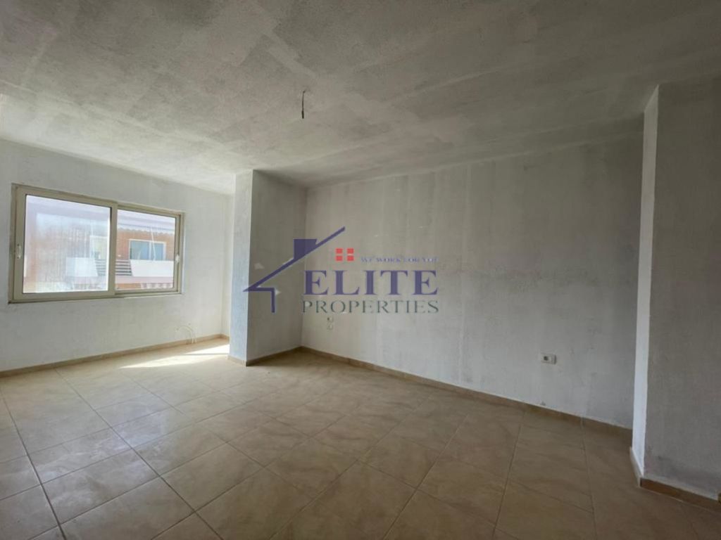 Apartament 2+1 ne shitje ne Pogradec