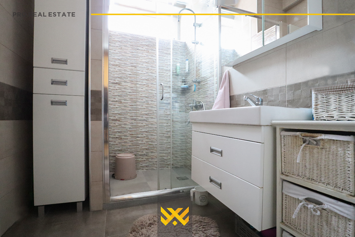 Appartamento di 176m² in vendita ad Aktash.