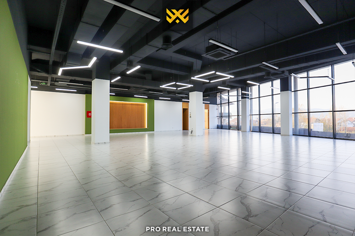 Object 3100m² for rent in Mitrovica