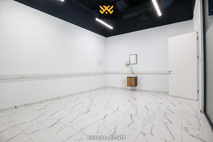Object 3100m² for rent in Mitrovica