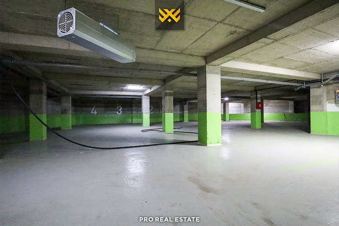 Object 3100m² for rent in Mitrovica