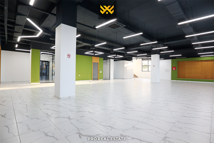 Object 3100m² for rent in Mitrovica