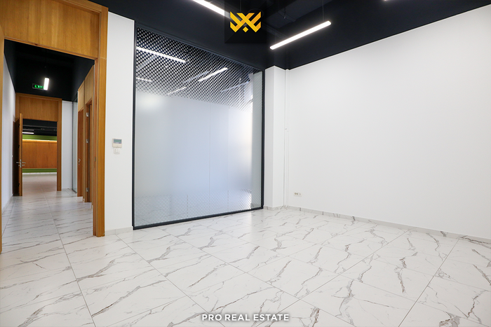 Object 3100m² for rent in Mitrovica