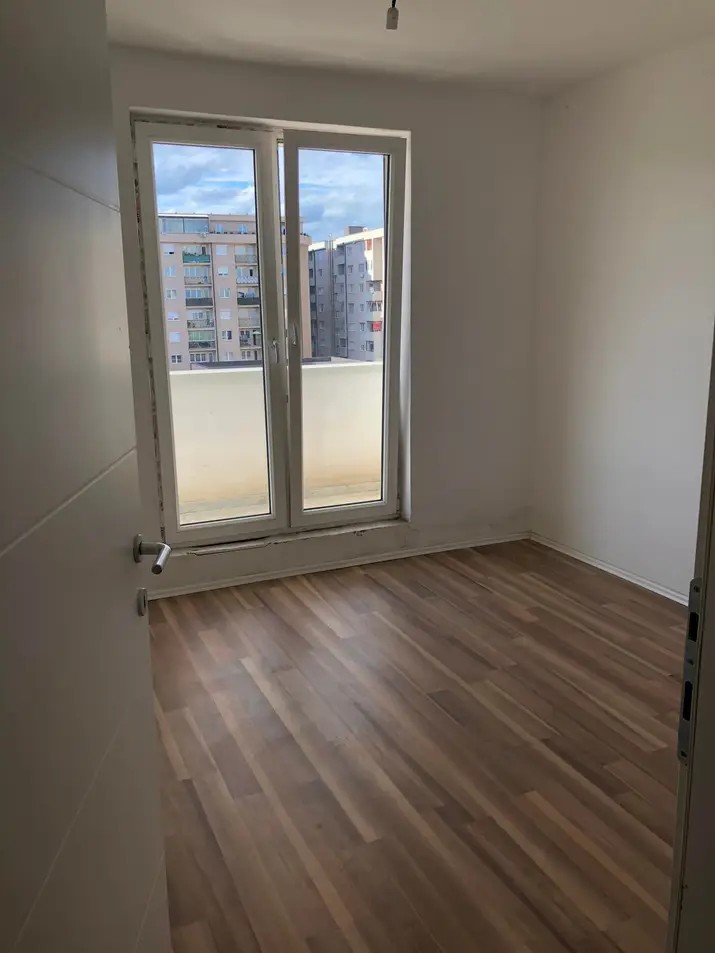 Banesë në shitje në Fushë Kosovë